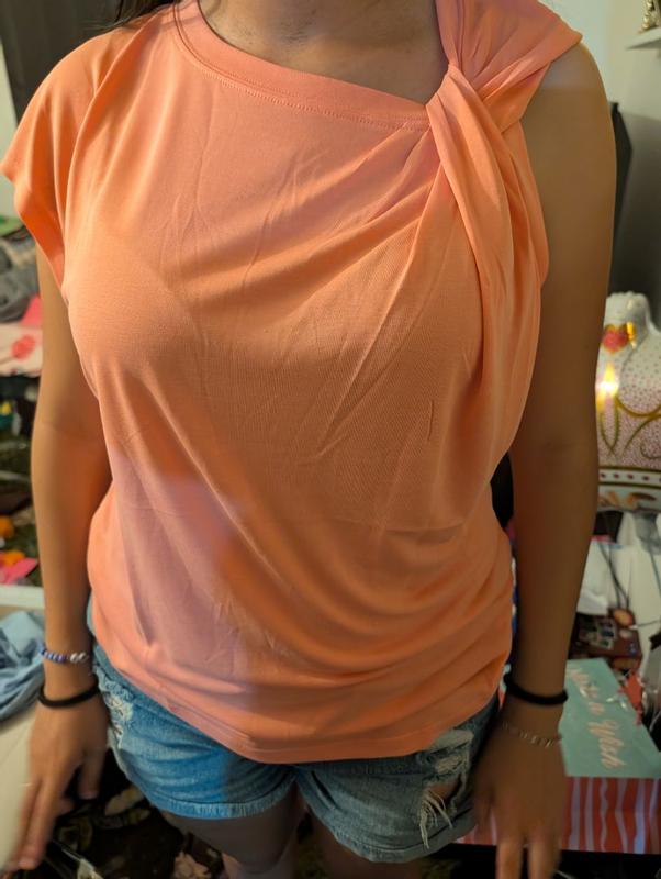 Customer carousel item 3.