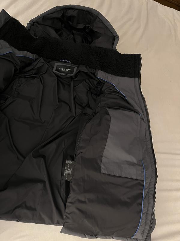 Inner lining and pocket