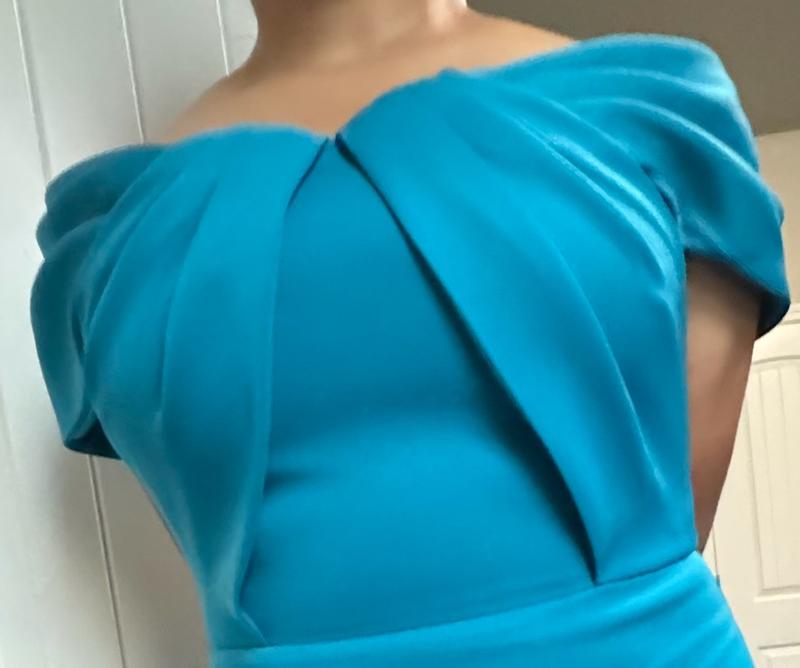 Customer photo for "So beautiful and very luxurious material!"