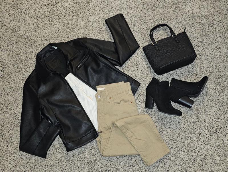 Review Thumbnail Image 1 384602082