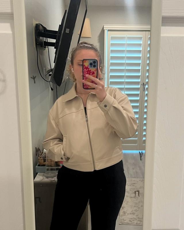 Review Thumbnail Image 0 384486020