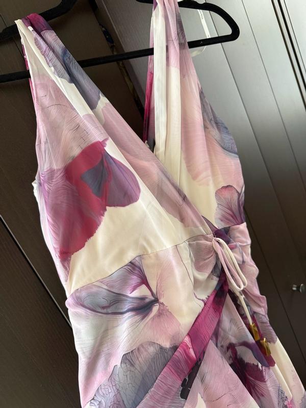 Customer photo for "Beautiful , fashionable summer dress"