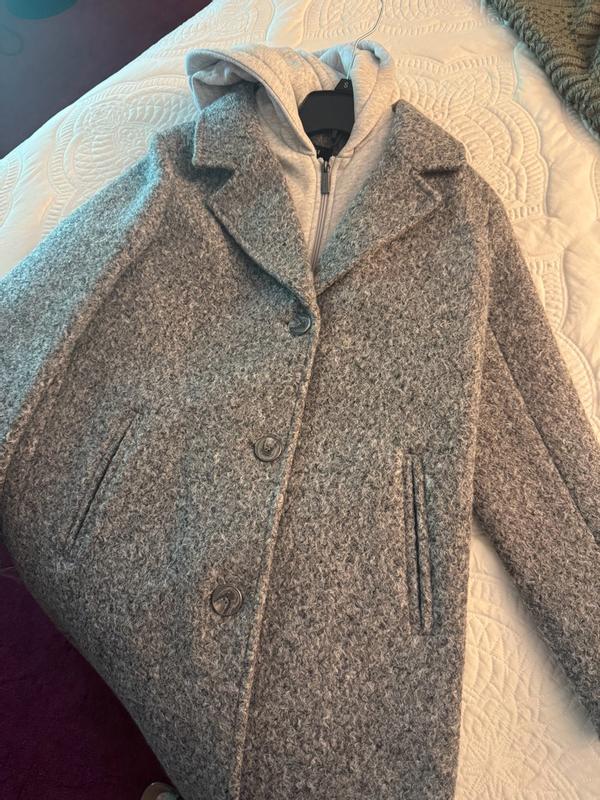 Customer photo for "Perfect to winter outfit"