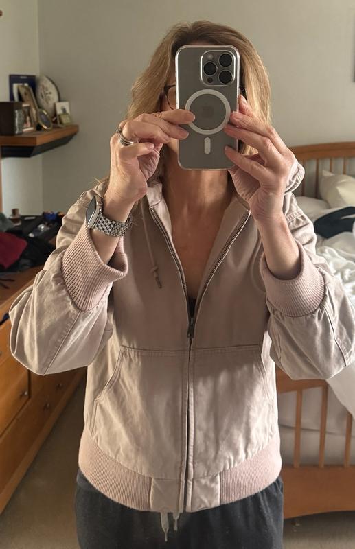 Customer carousel item 12.