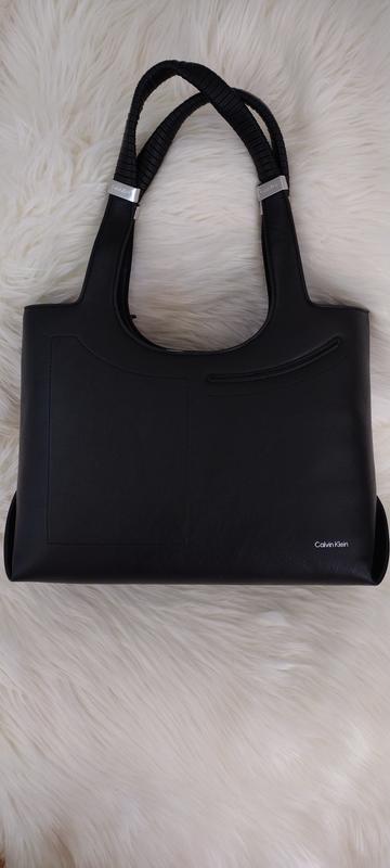 Calvin Klein Lake Tote in Black