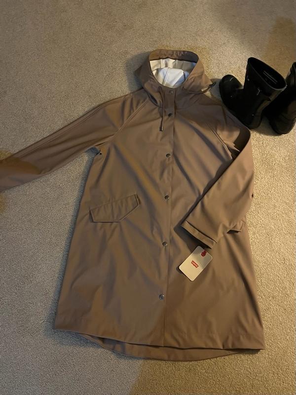 Customer carousel item 10.