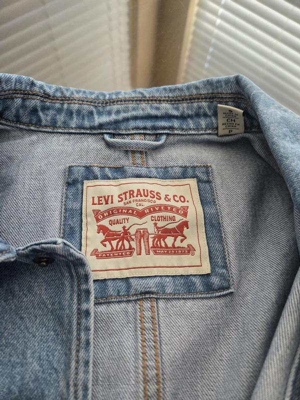 Customer carousel item 13.