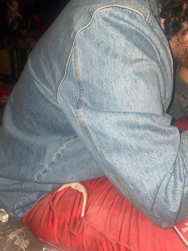 Customer carousel item 6.