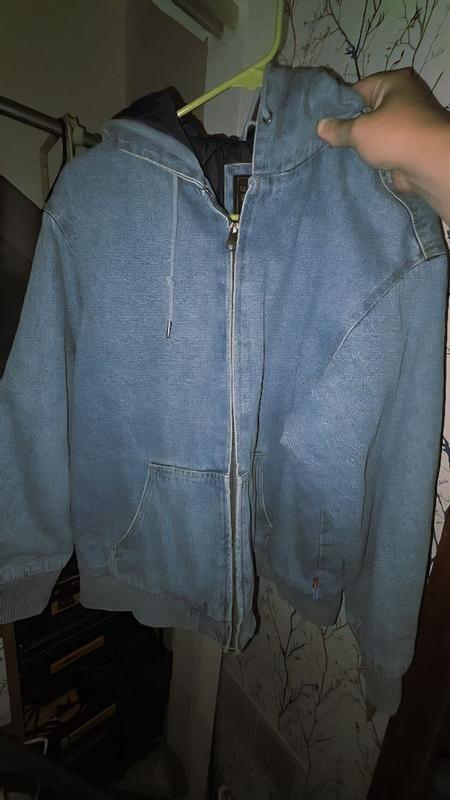 Customer carousel item 4.