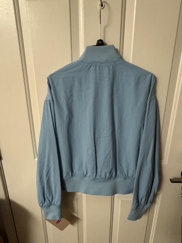 Review Thumbnail Image 1 380737720