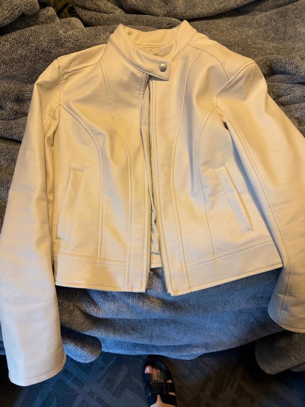 Review Thumbnail Image 3 380558001