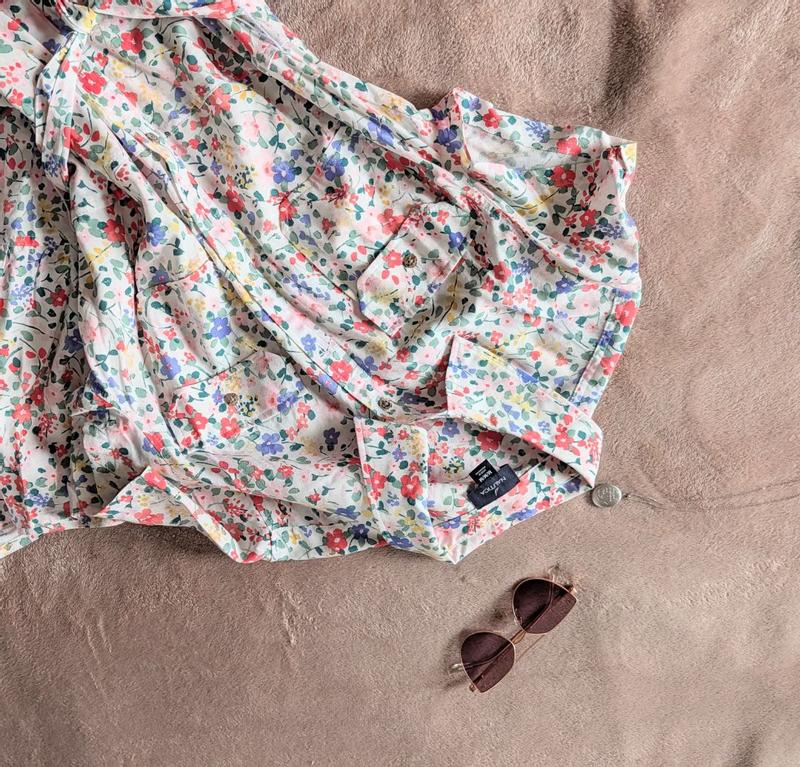 Customer carousel item 6.