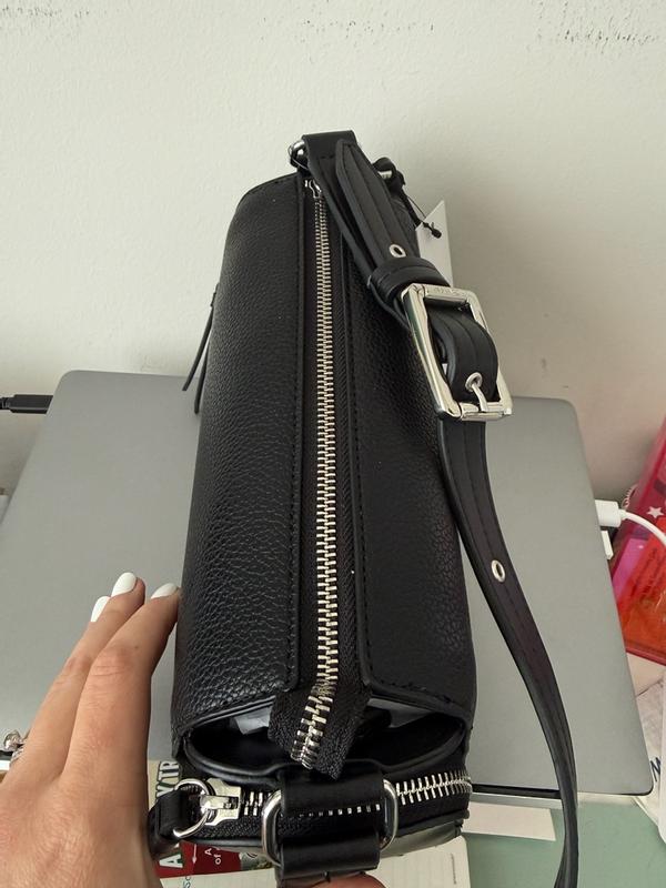 Customer carousel item 3.