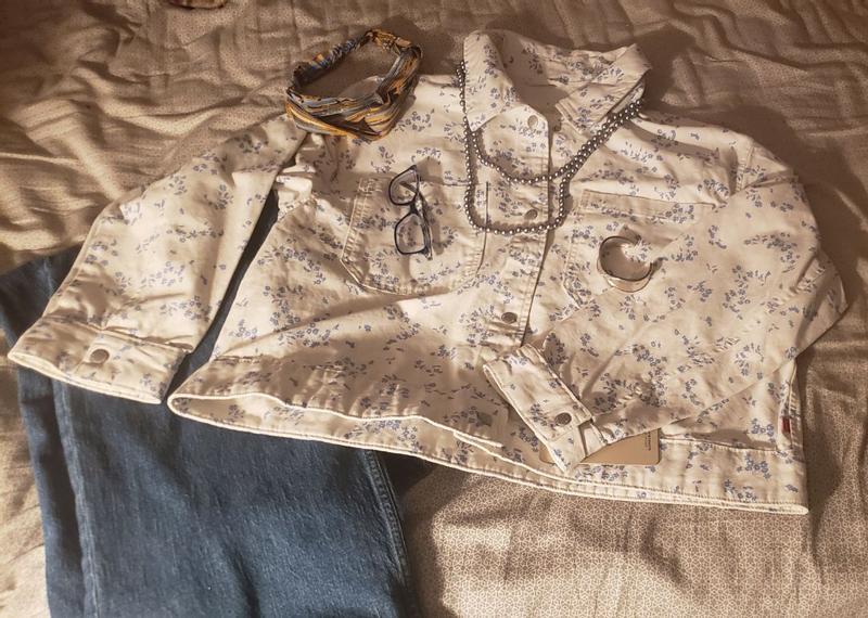 Review Thumbnail Image 0 383620405