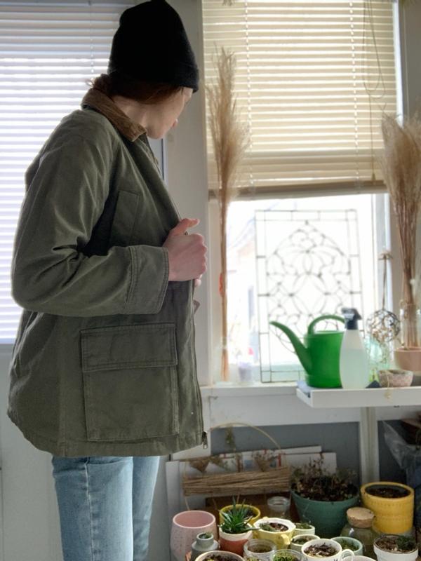 Review Thumbnail Image 0 380405538