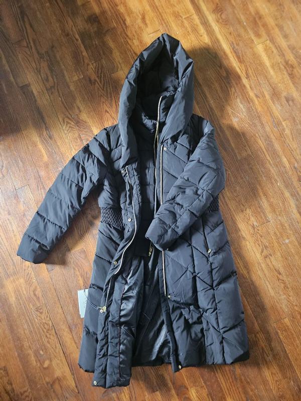 Customer photo for "This is a stylish, comfortable and warm winter jacket."