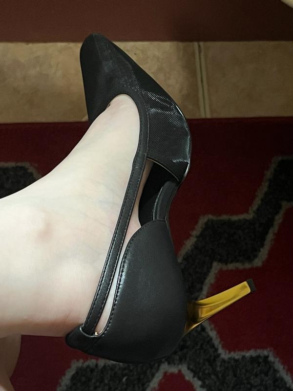 Customer photo for "Extremely small!"