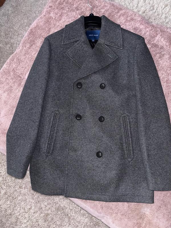Customer photo for "Great quality coat and a great fit"