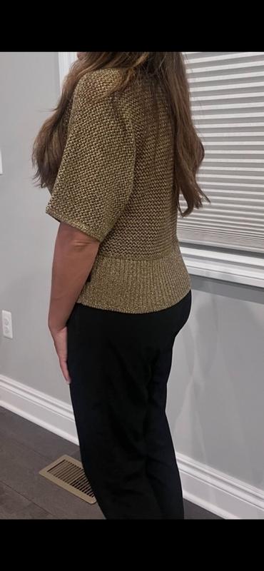 Customer photo for "A versatile top that can be worn for any occasion."