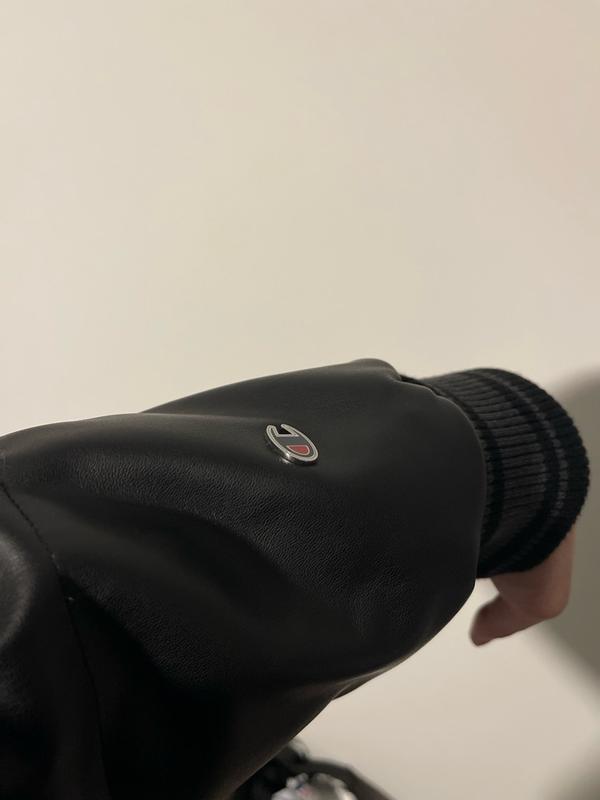 Customer carousel item 1.