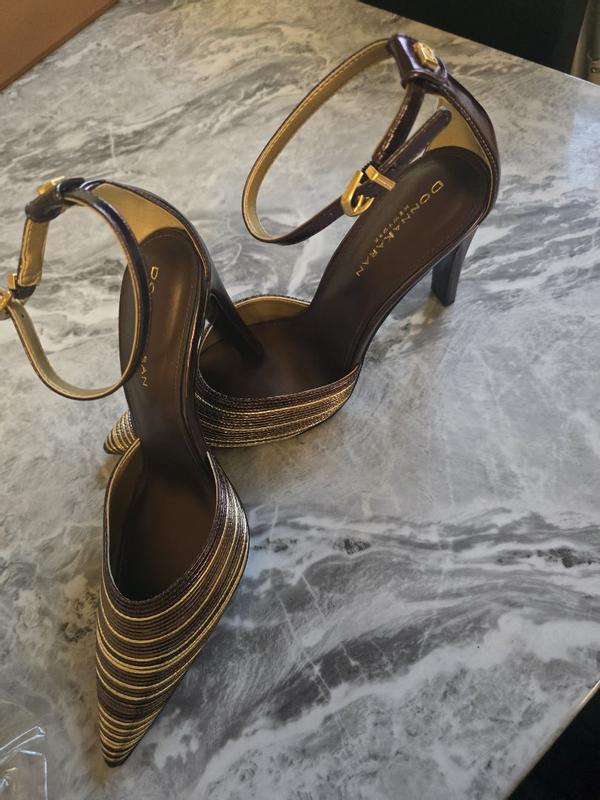 Customer photo for "“Elegant, comfortable, and incredibly well-made—these shoes are the perfect combination of luxury and practicality.” ✨👠"