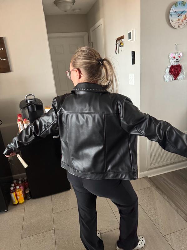 Review Thumbnail Image 0 379175090