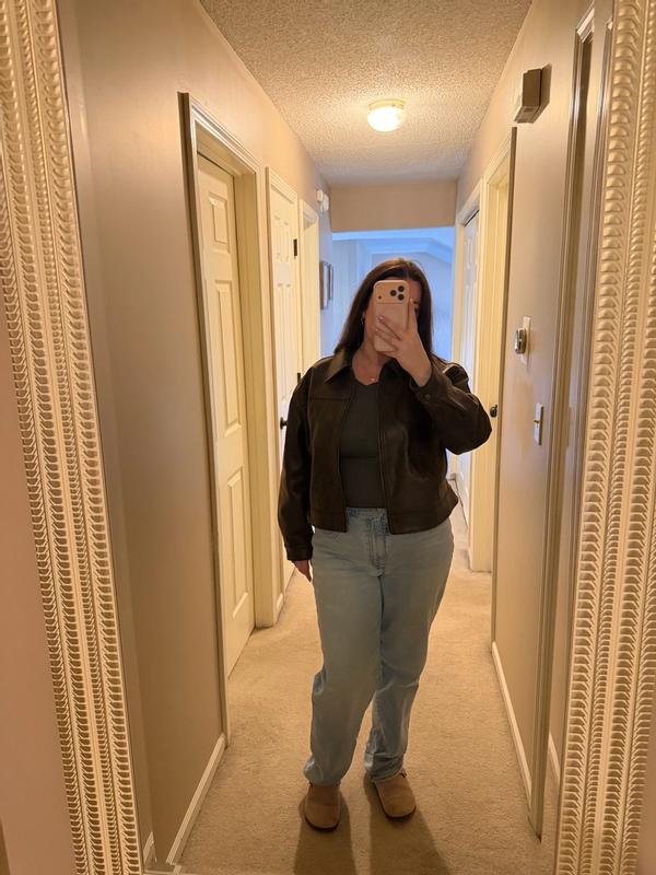 Review Thumbnail Image 0 382813824