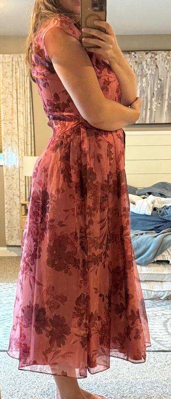 Customer photo for "Gives you a nice figure"