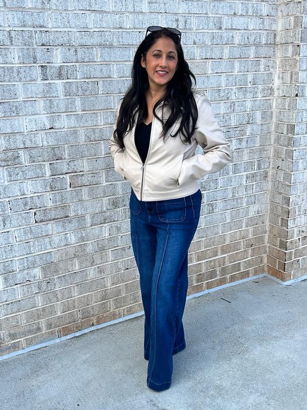 Review Thumbnail Image 0 381968800