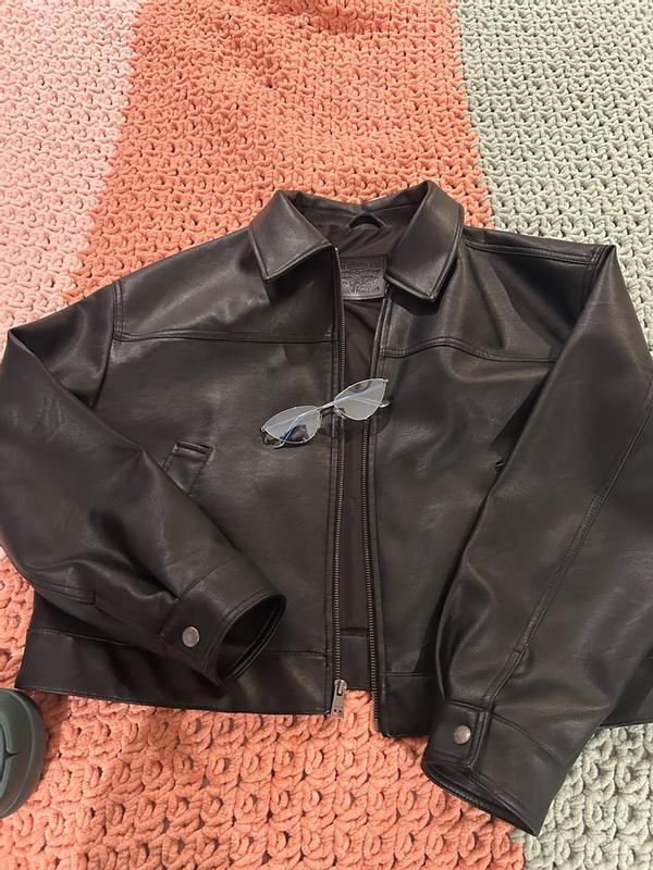 Review Thumbnail Image 2 383732225