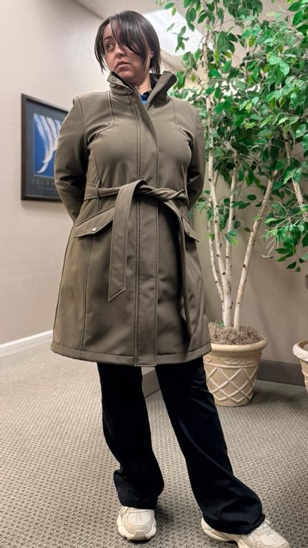 Customer photo for "Perfect rain jacket that keeps you dry and doesn’t sacrifice elegance"