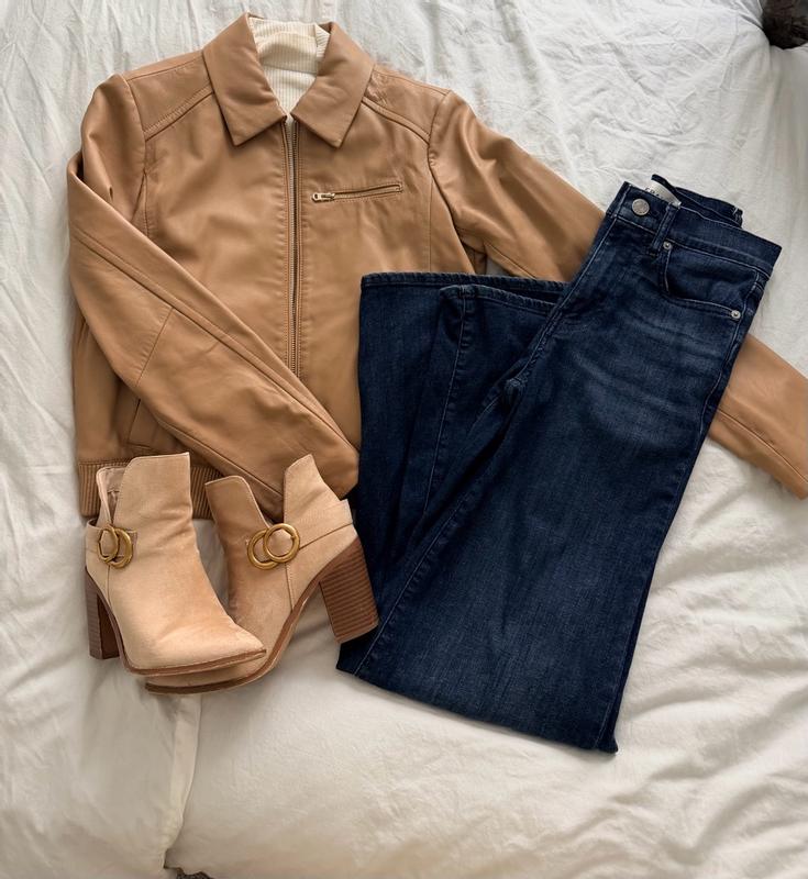 Customer photo for "The trendiest jacket for fall!"