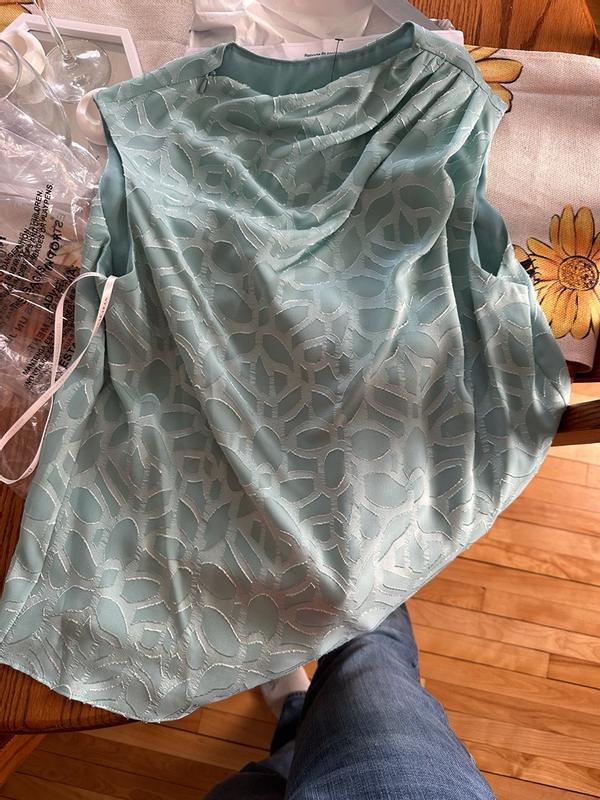 Customer photo for "Sleek and stylish"