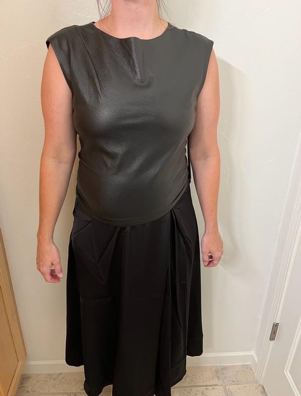Customer photo for "Timeless, classy well-made dress for many occassions"