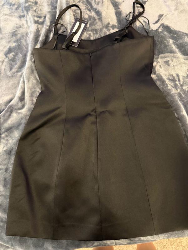 Customer carousel item 3.