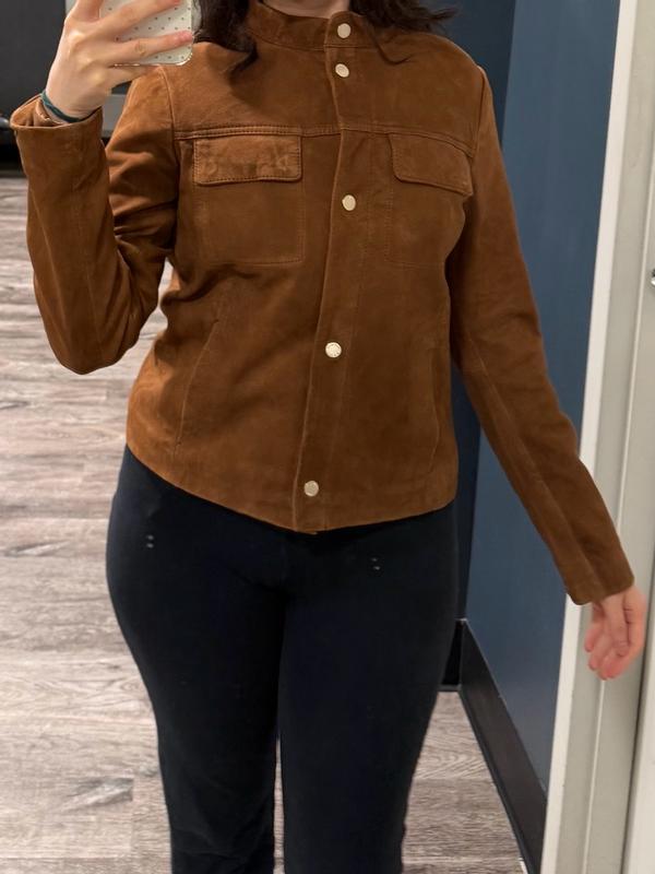 Customer photo for "Very comfortable and well-made"