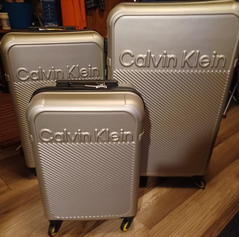 Calvin Klein - Expression 3 Piece Luggage Set