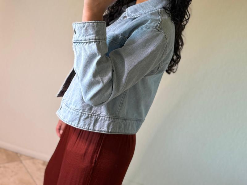 Customer carousel item 5.