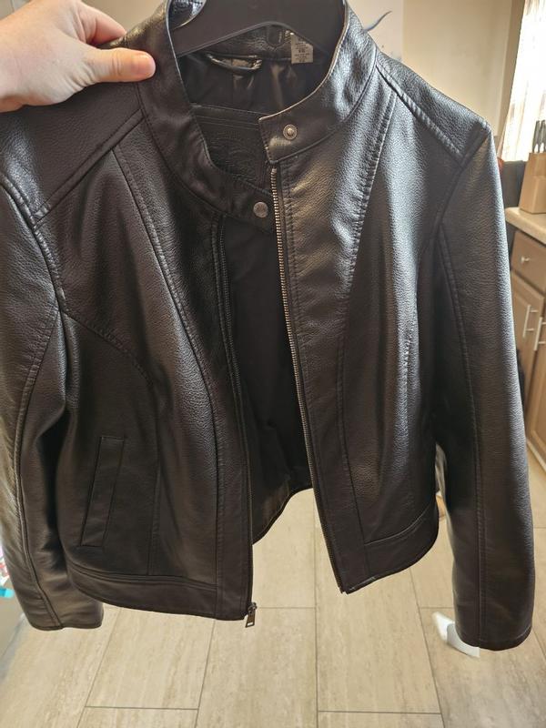 Customer photo for "Really comfortable but sizing runs small"