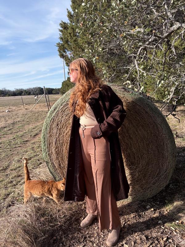 Review Thumbnail Image 0 379980589