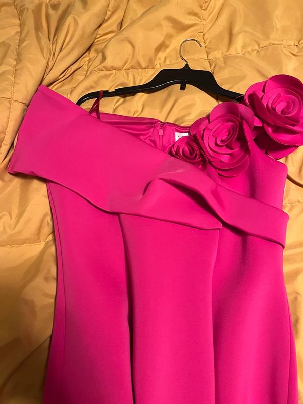 Review Thumbnail Image 0 377878055