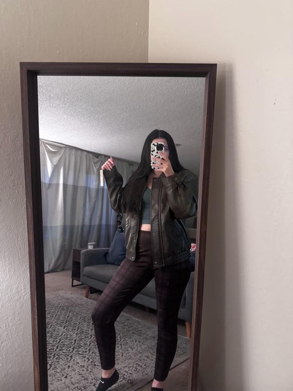 Review Thumbnail Image 0 384580391