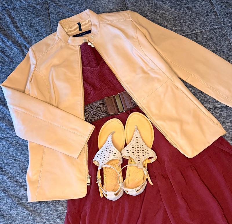 Review Thumbnail Image 0 381548385