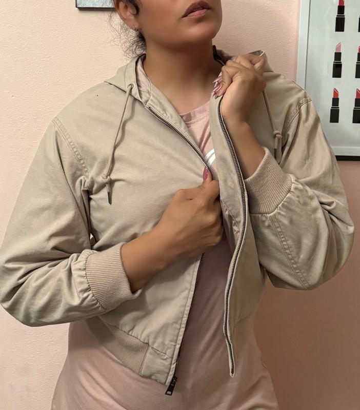 Customer carousel item 1.