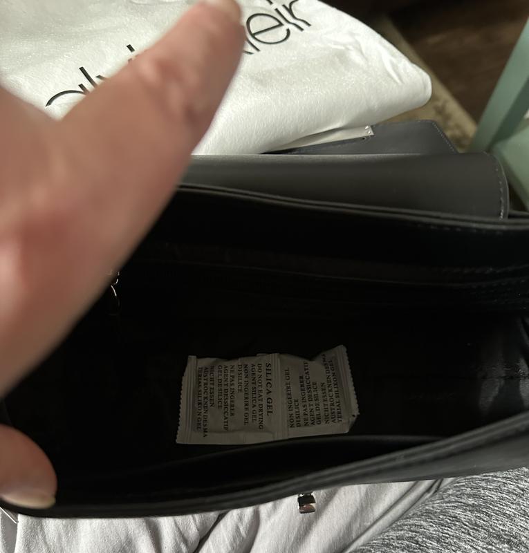 Good room inside the purse