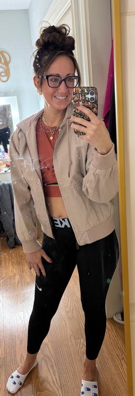 Customer carousel item 7.