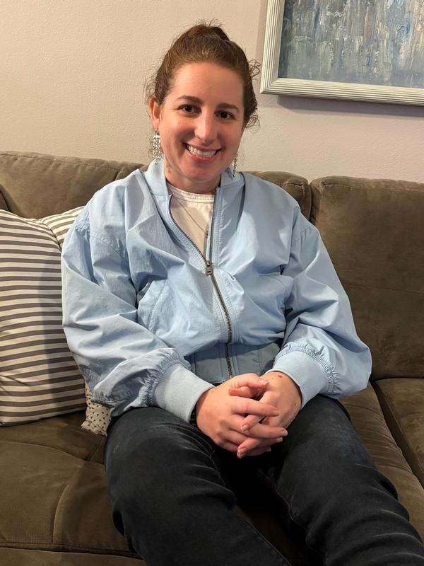 Customer carousel item 4.