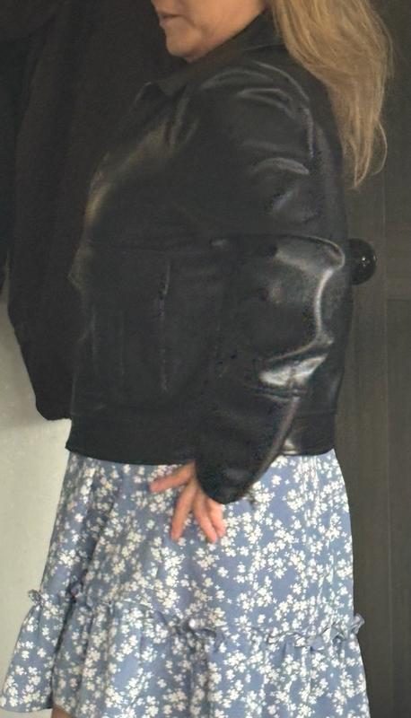 Review Thumbnail Image 0 383446376