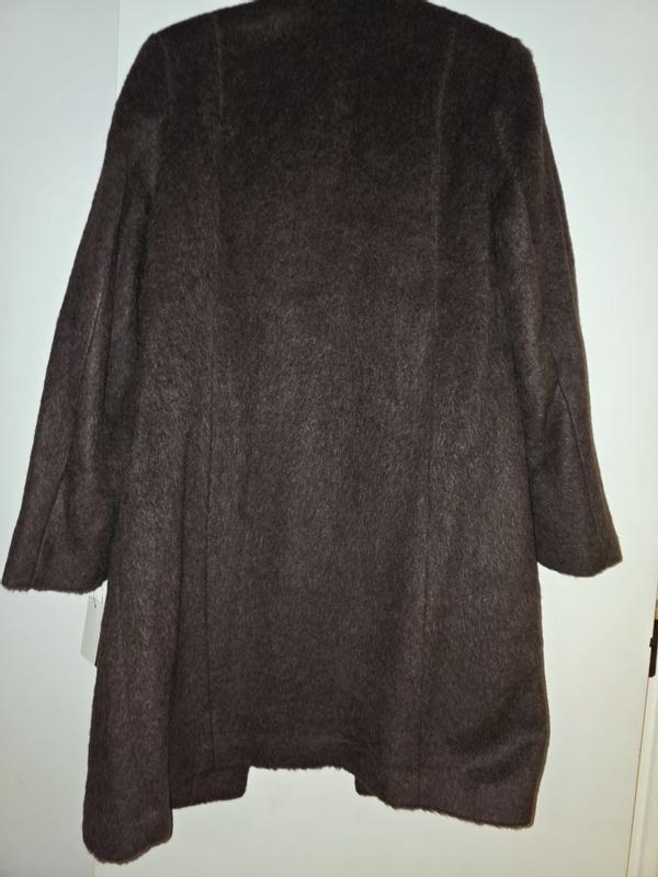 Customer photo for "Absolutely Gorgeous Coat – Elegant, Classy & Timeless and WARM!"