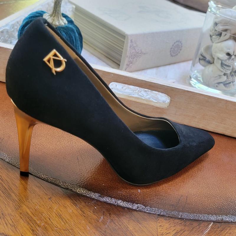 Customer photo for "Gorgeous heels to make a statement"